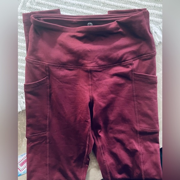 90 Degree By Reflex Burgundy Leggings - Picture 7 of 7